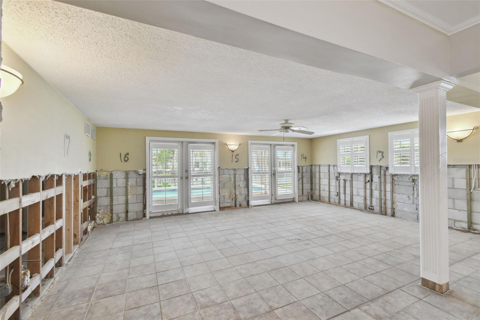 Image 9 of 35 For 3921 Eden Roc Circle