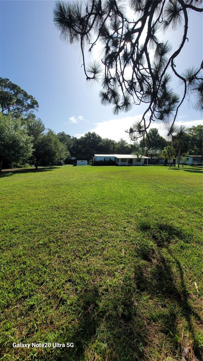 Listing photo id 0 for 11324 Bruin Drive
