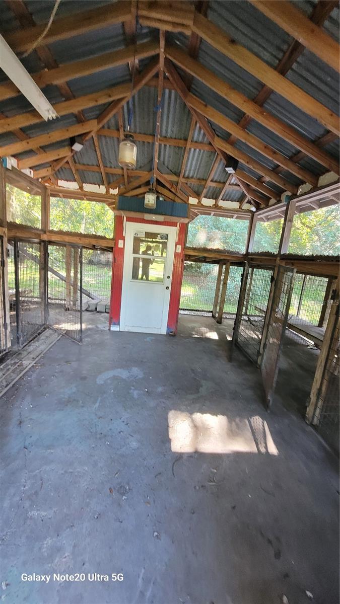 Listing photo id 20 for 11324 Bruin Drive