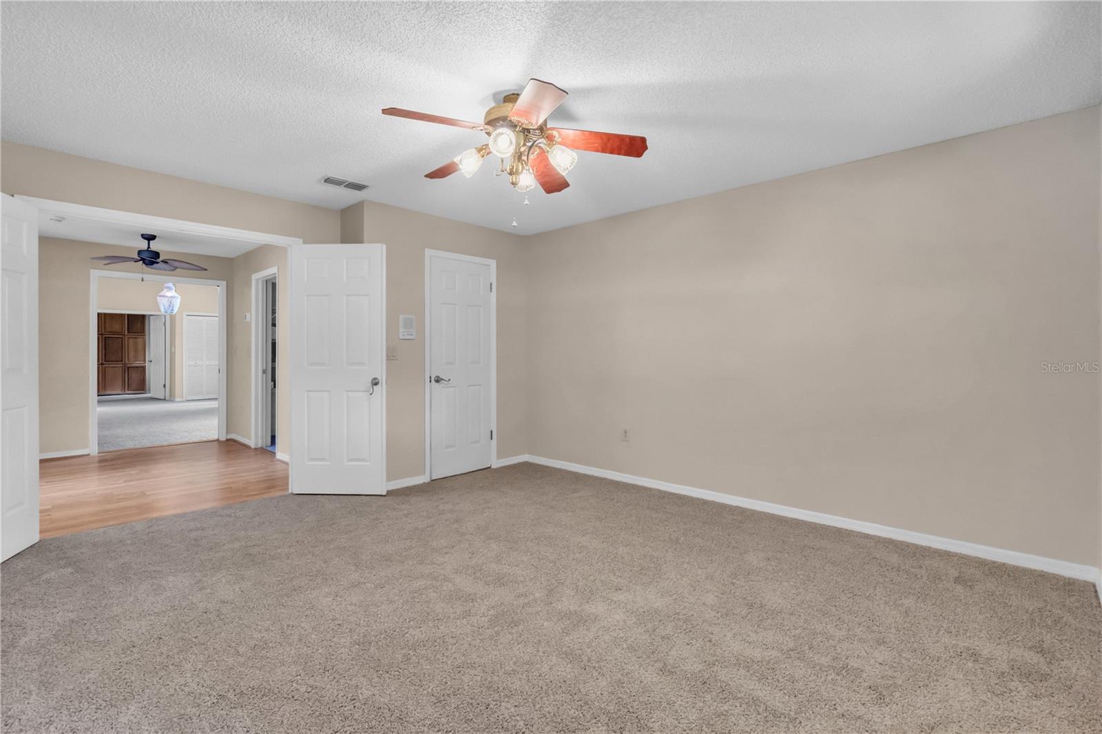 Image 18 of 42 For 8470 Cranes Roost Drive