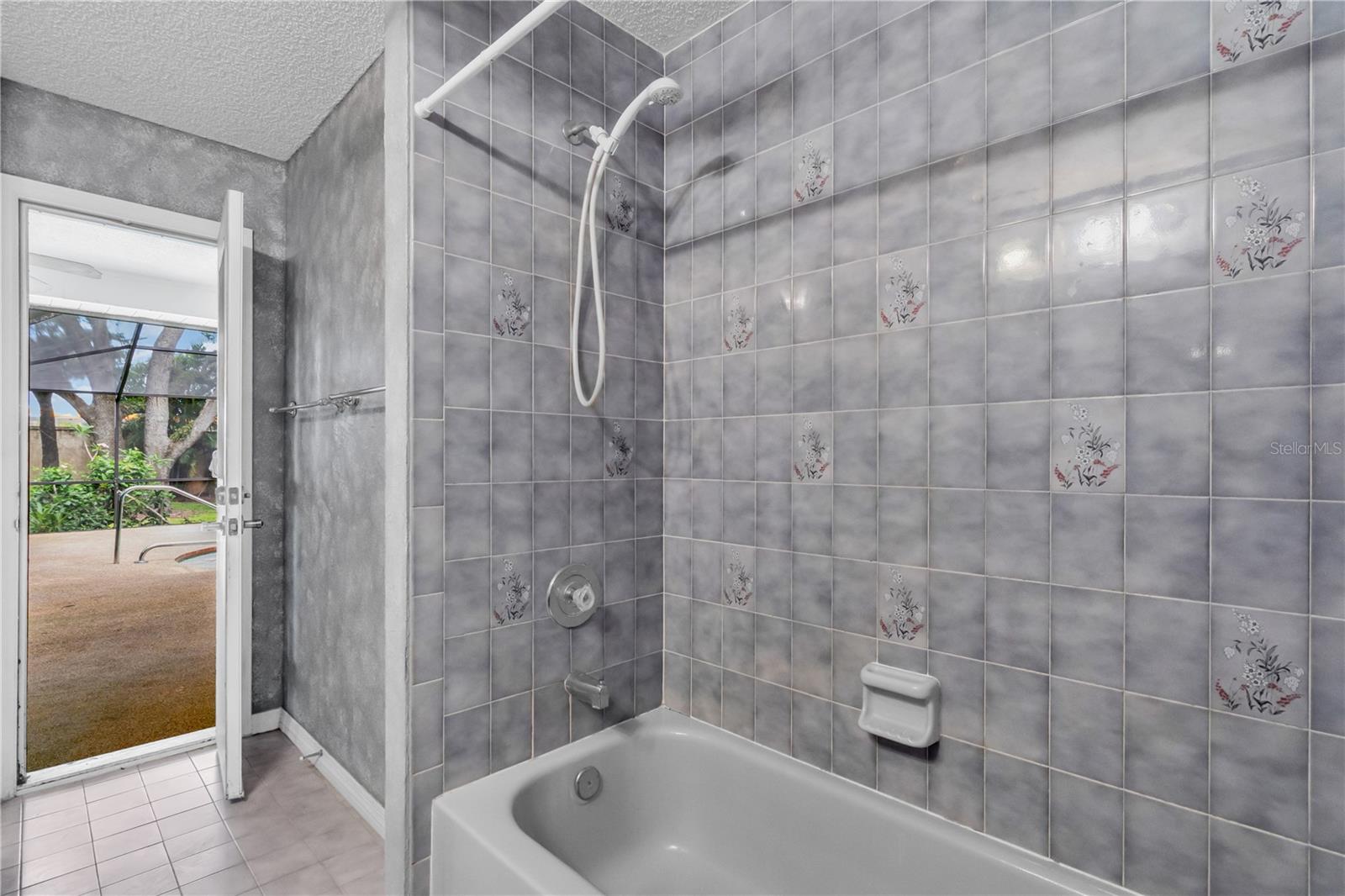 Image 22 of 42 For 8470 Cranes Roost Drive