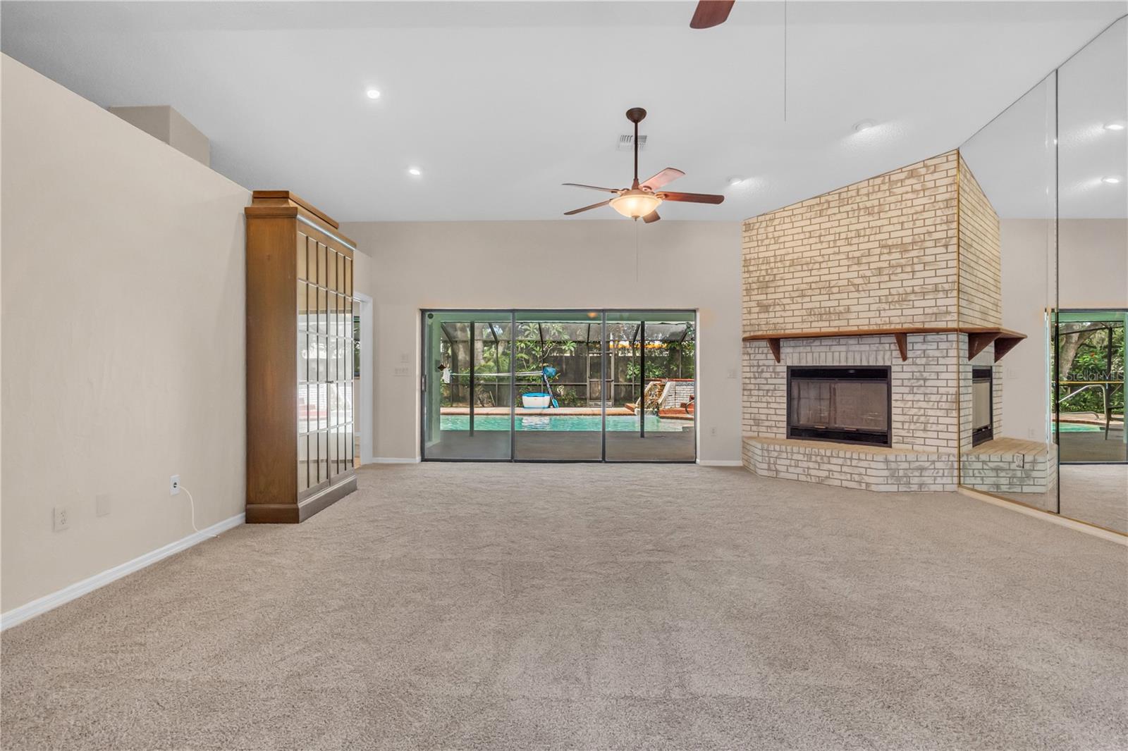 Image 5 of 42 For 8470 Cranes Roost Drive