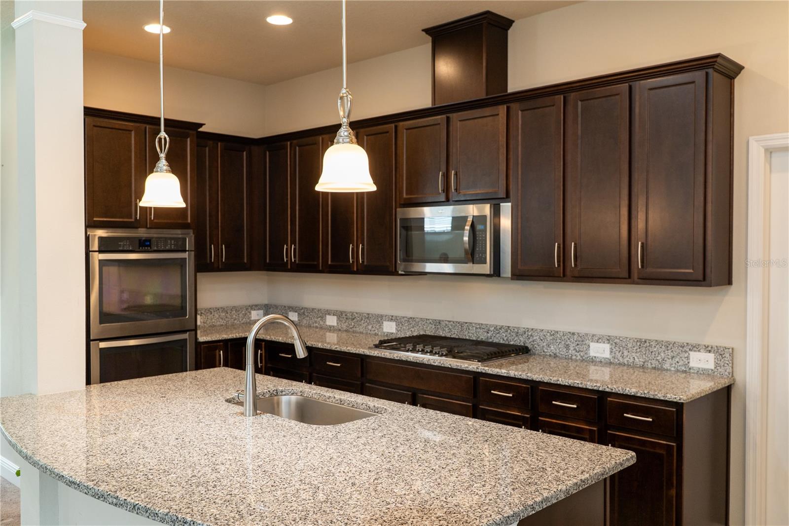 Image 2 of 21 For 7508 Sea Lilly Court