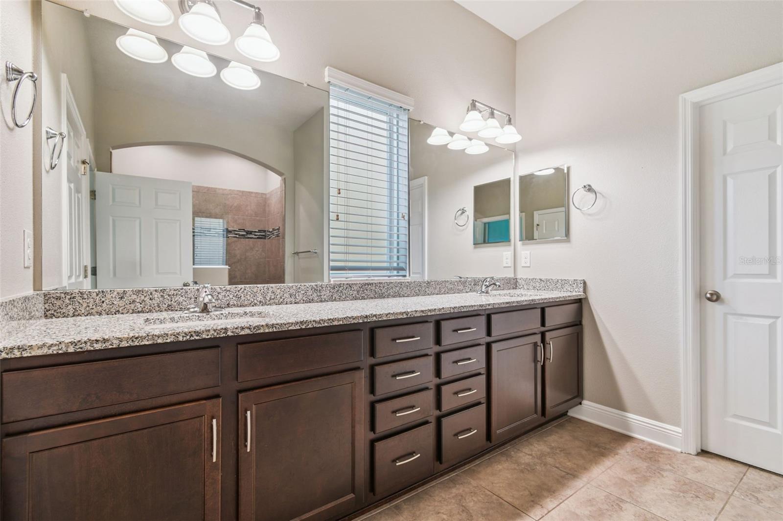 Image 22 of 73 For 7508 Sea Lilly Court