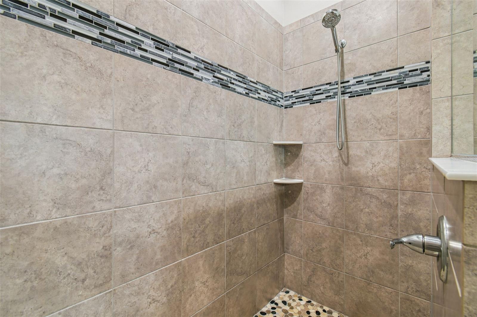 Image 25 of 73 For 7508 Sea Lilly Court