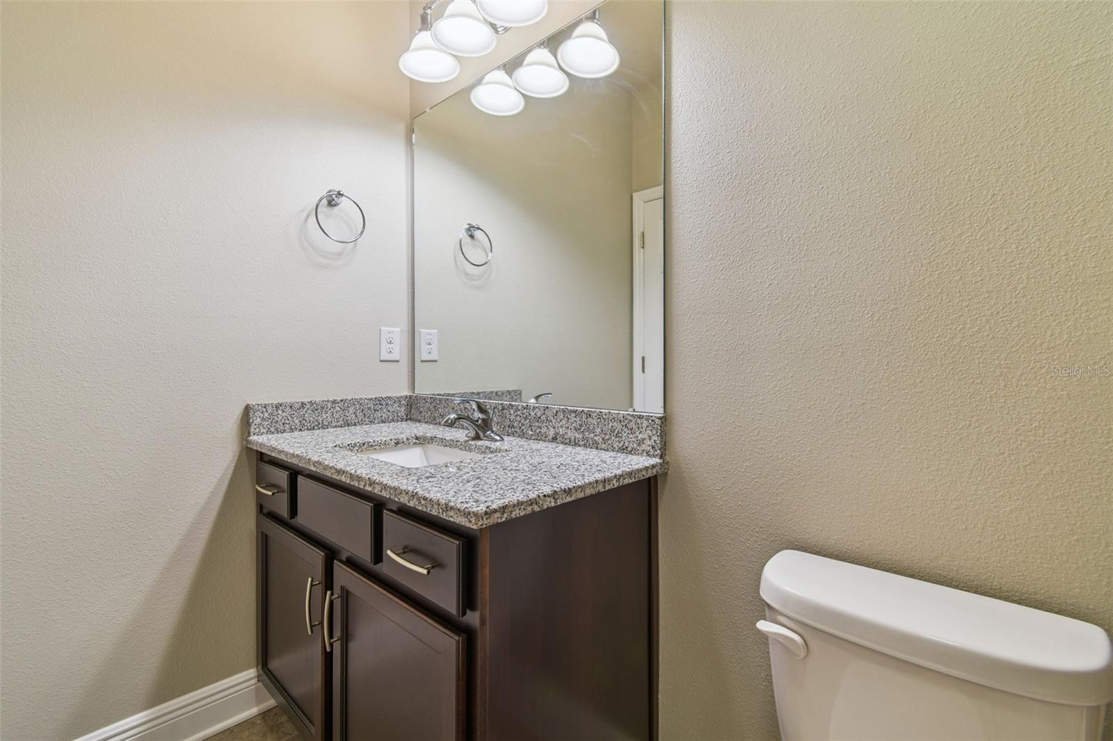 Image 31 of 73 For 7508 Sea Lilly Court