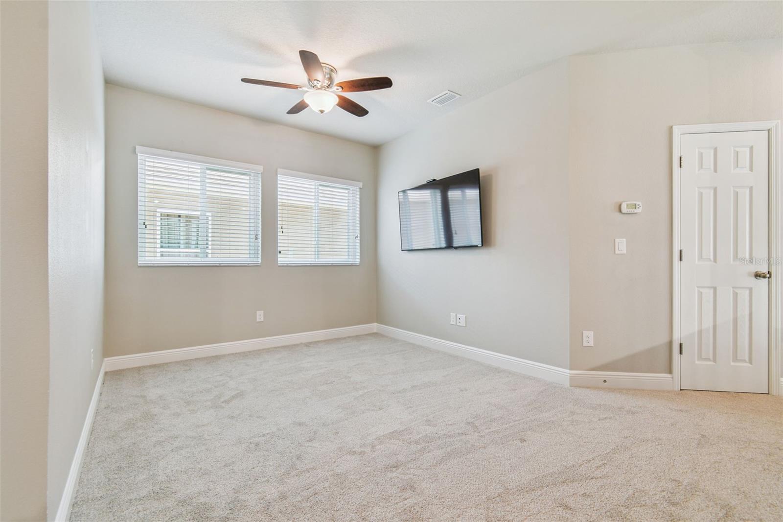 Image 35 of 73 For 7508 Sea Lilly Court