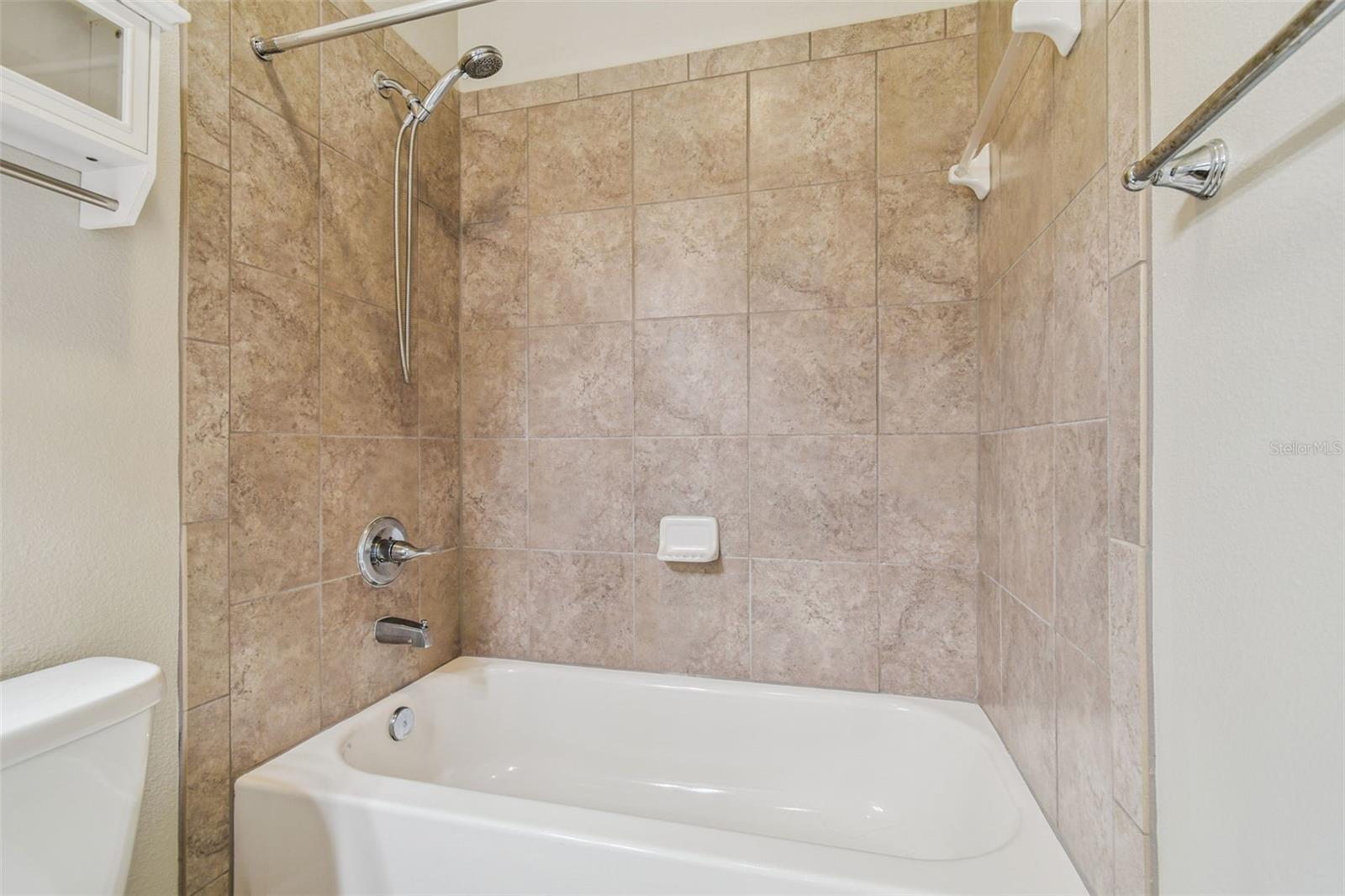 Image 40 of 73 For 7508 Sea Lilly Court