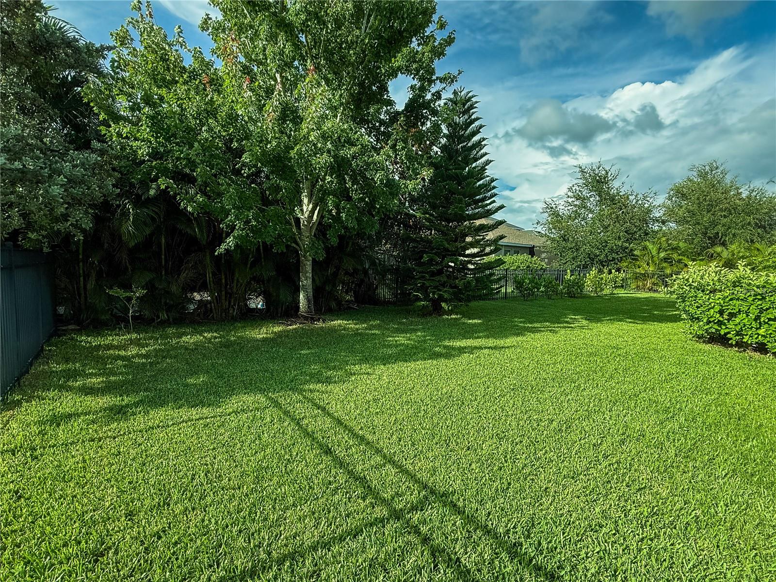 Image 5 of 21 For 7508 Sea Lilly Court