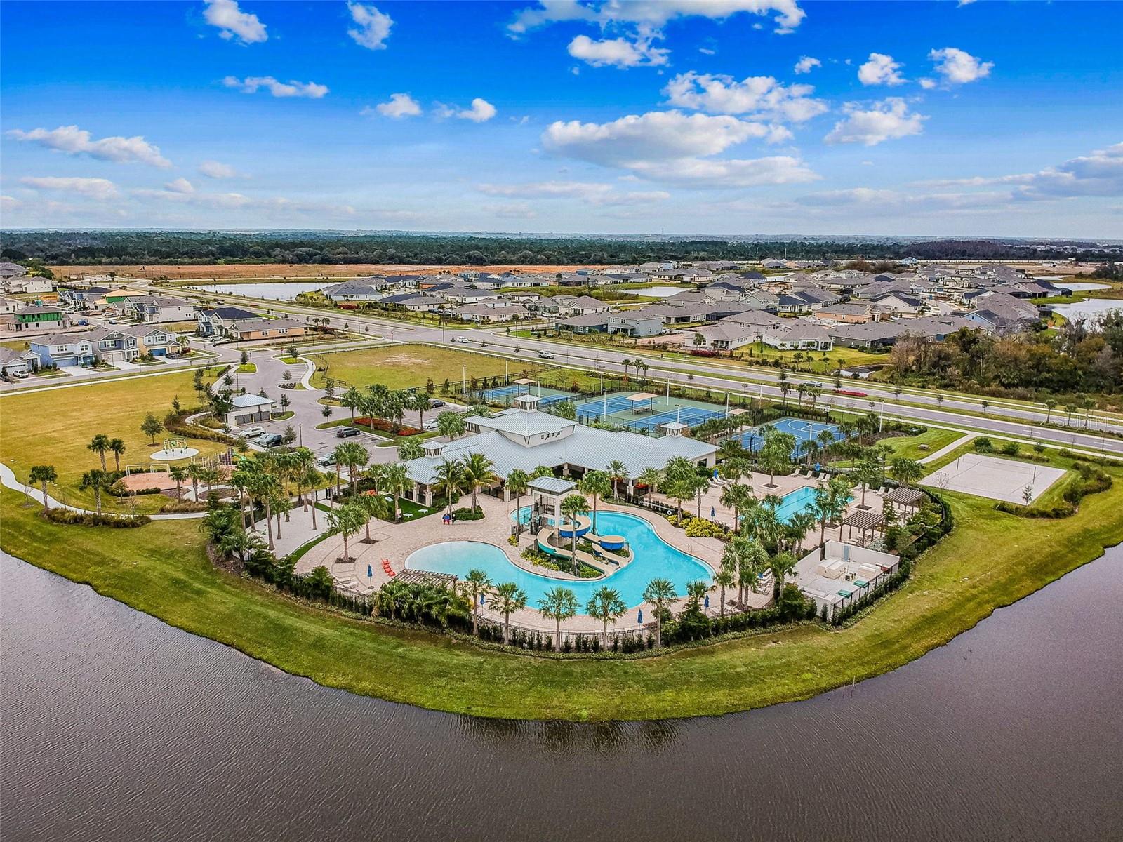 Image 64 of 73 For 7508 Sea Lilly Court