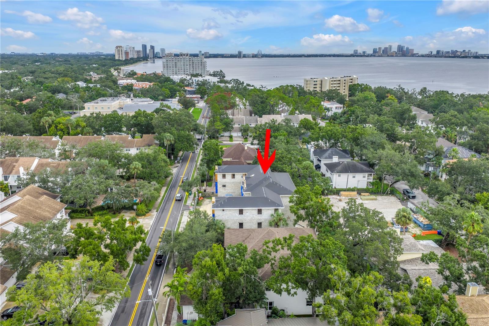 Image 6 of 10 For 5210 Bayshore Boulevard 2