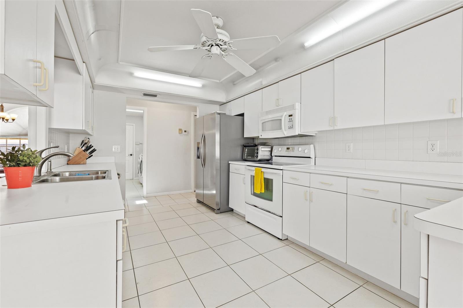 Image 13 of 40 For 2825 Resnik Circle E