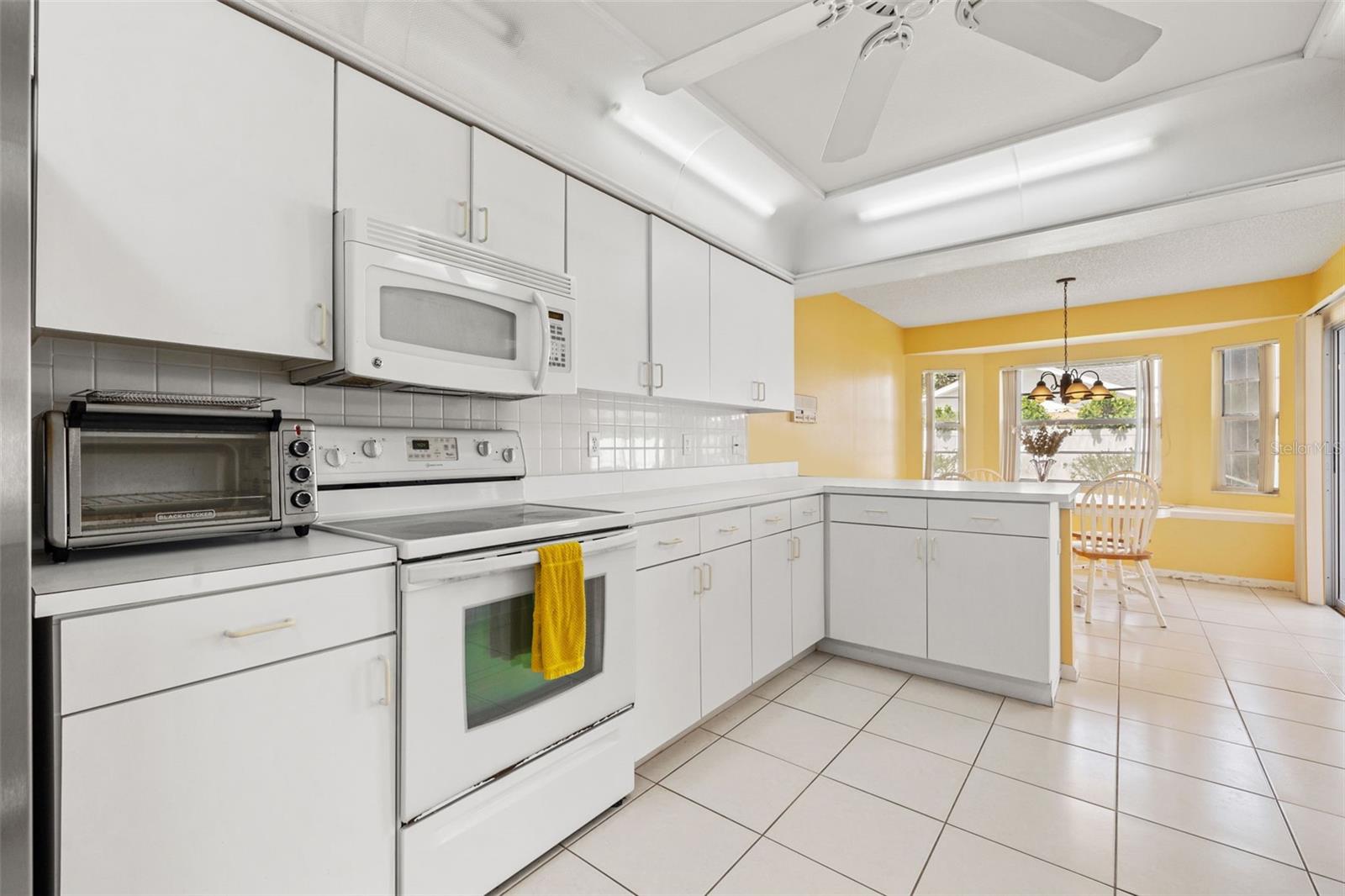 Image 14 of 40 For 2825 Resnik Circle E