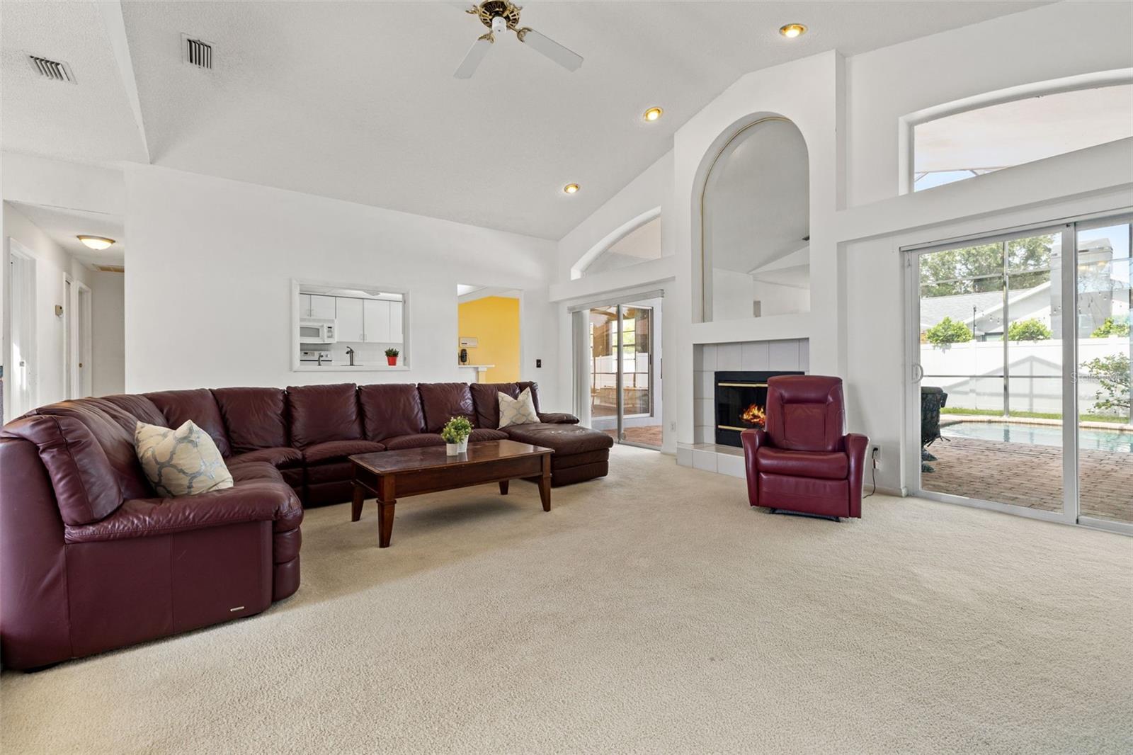 Image 9 of 40 For 2825 Resnik Circle E
