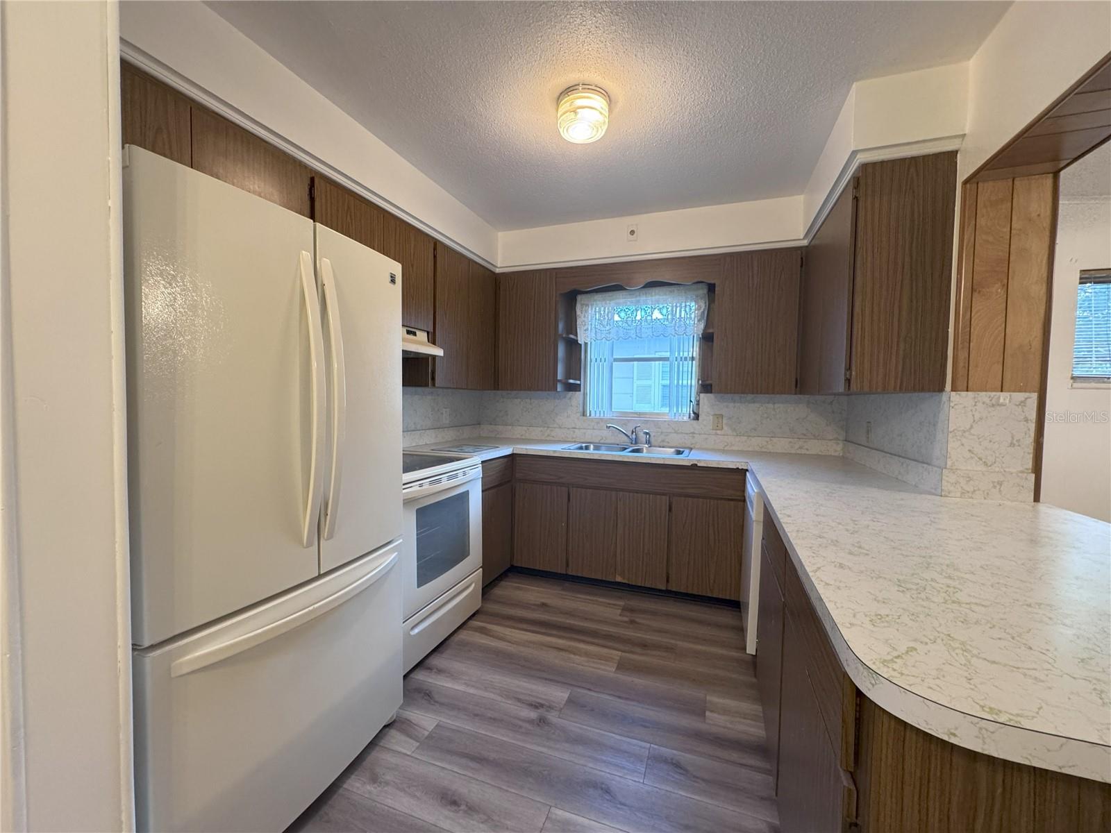 Image 6 of 18 For 3234 37th Street N