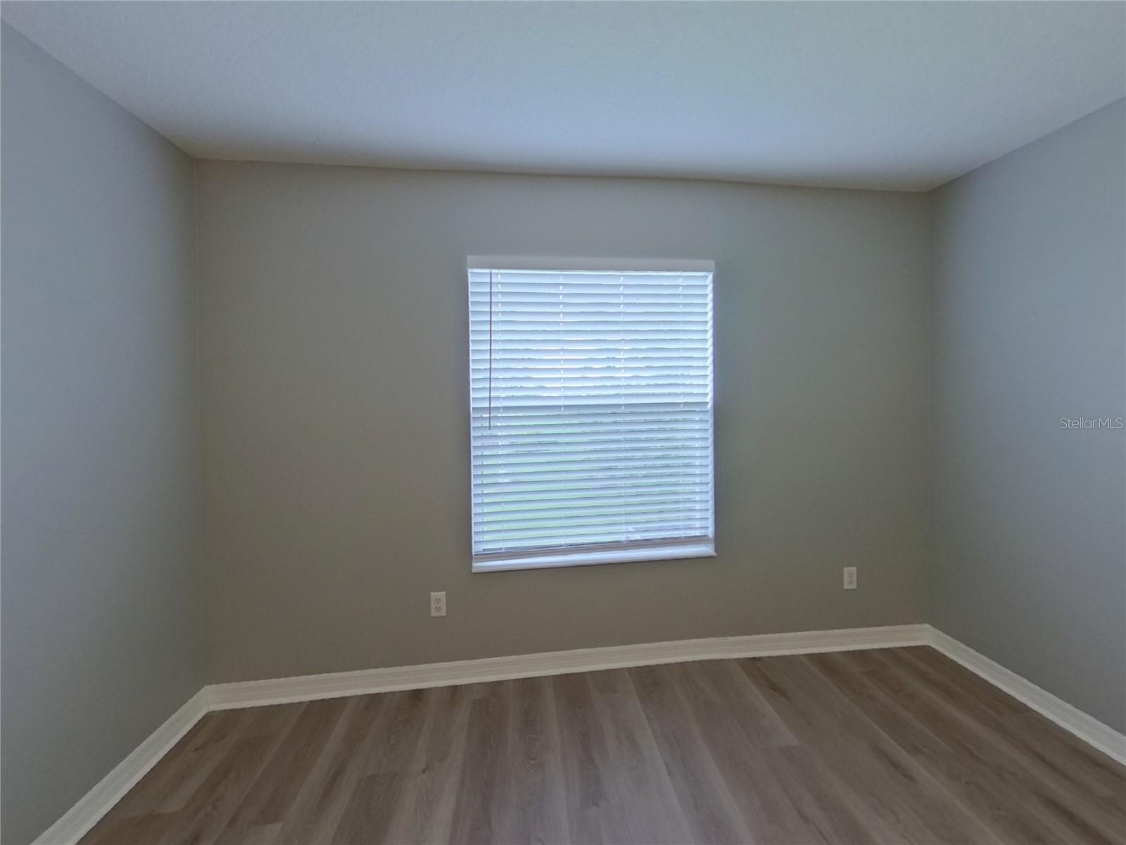 Image 12 of 24 For 840 148th Court Ne