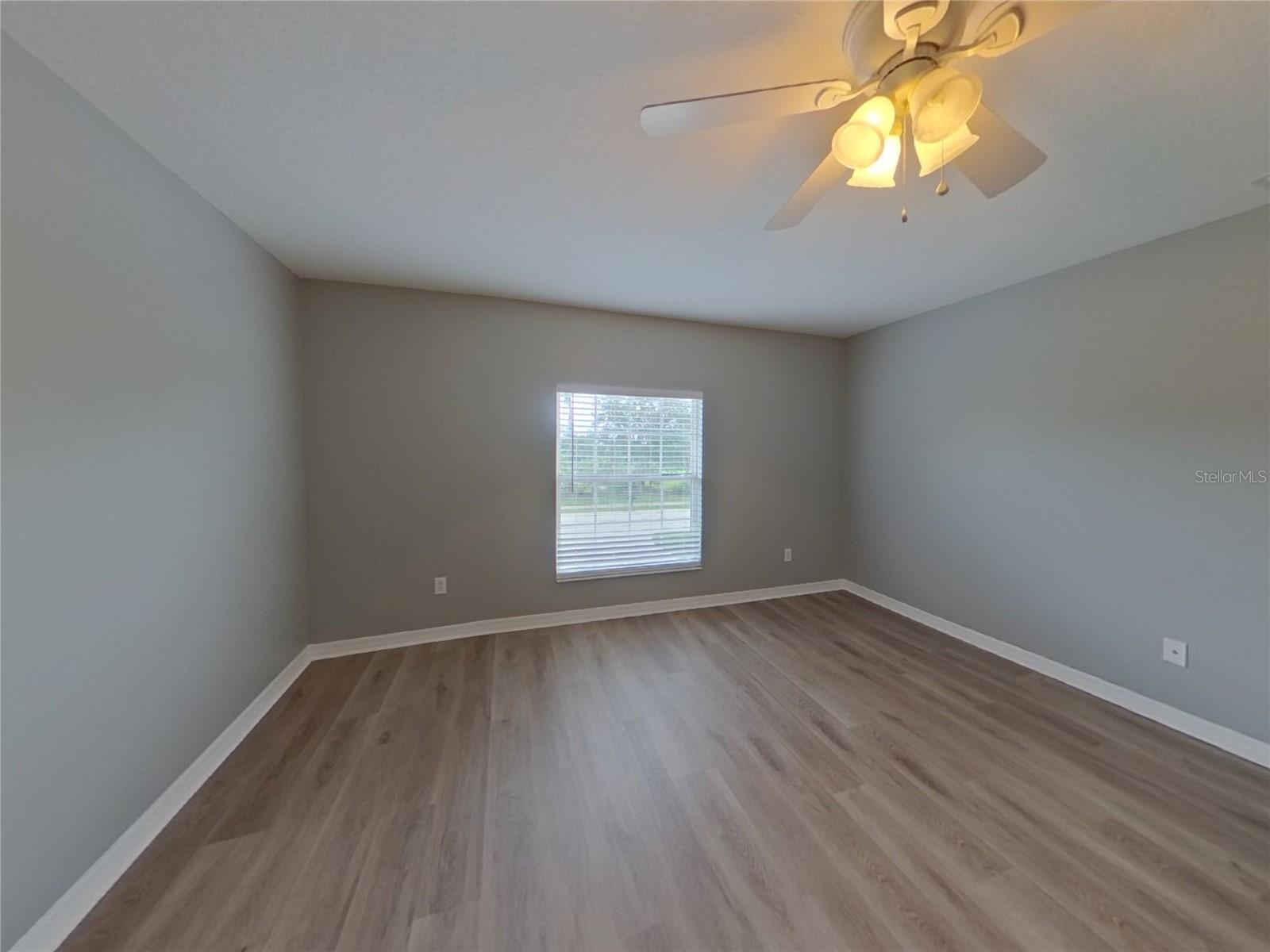 Image 14 of 24 For 840 148th Court Ne