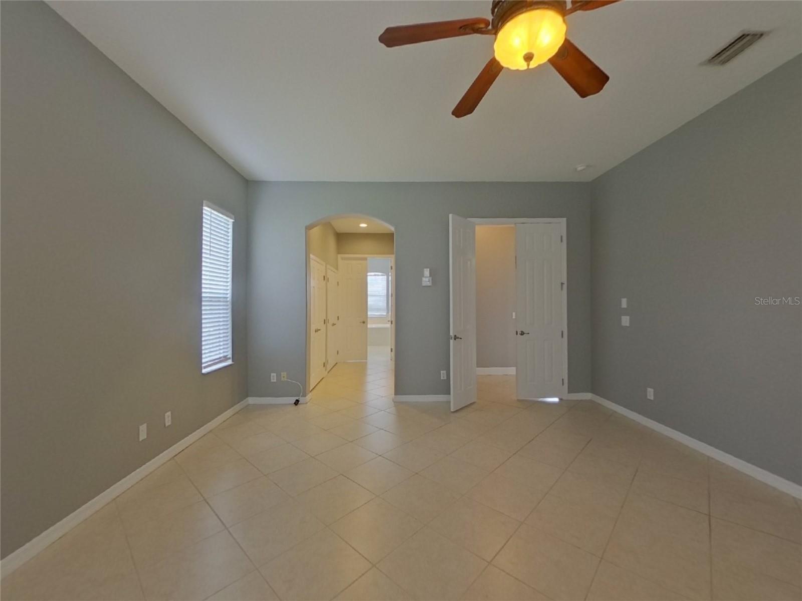 Image 6 of 24 For 840 148th Court Ne