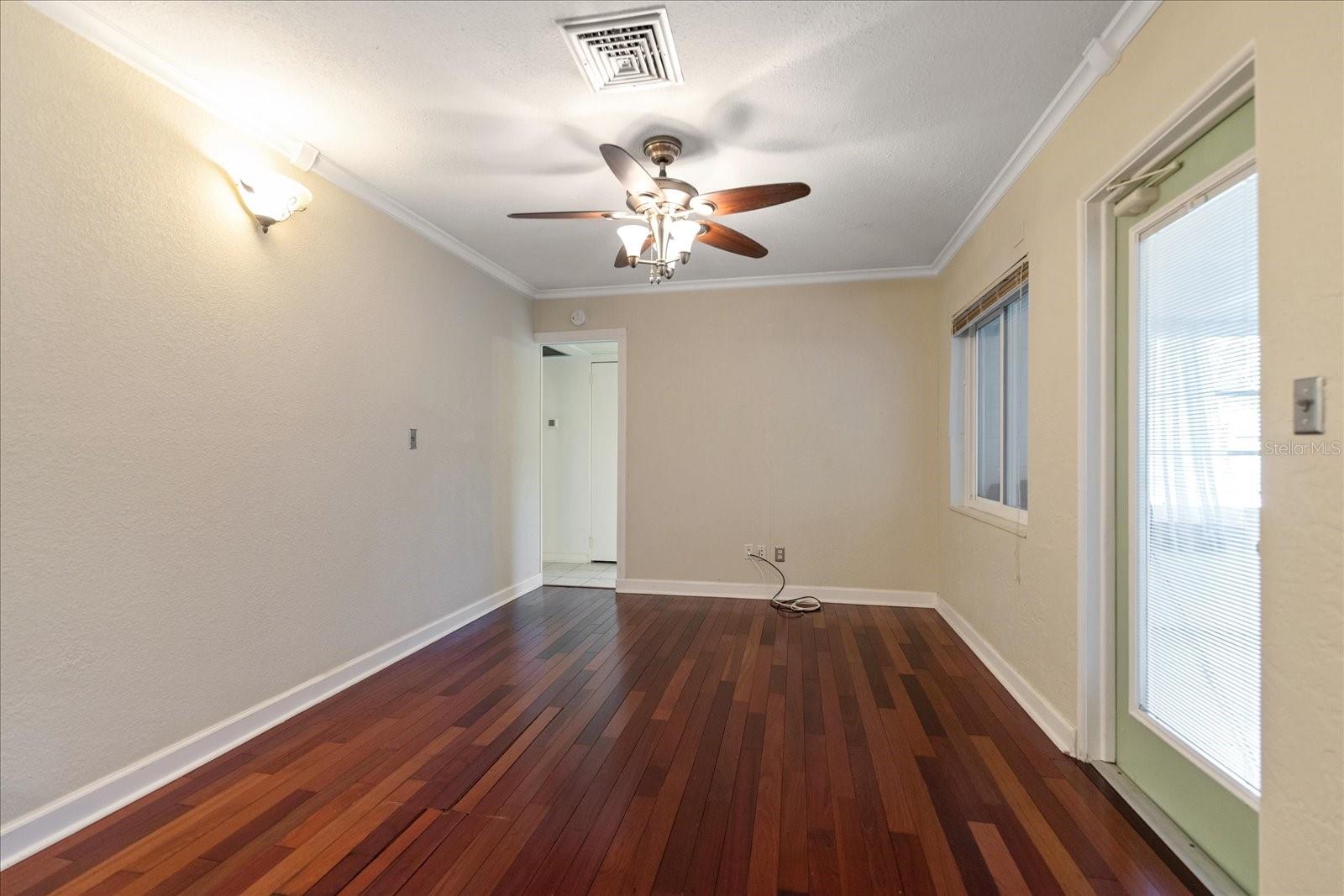 Image 16 of 31 For 655 42nd Avenue N