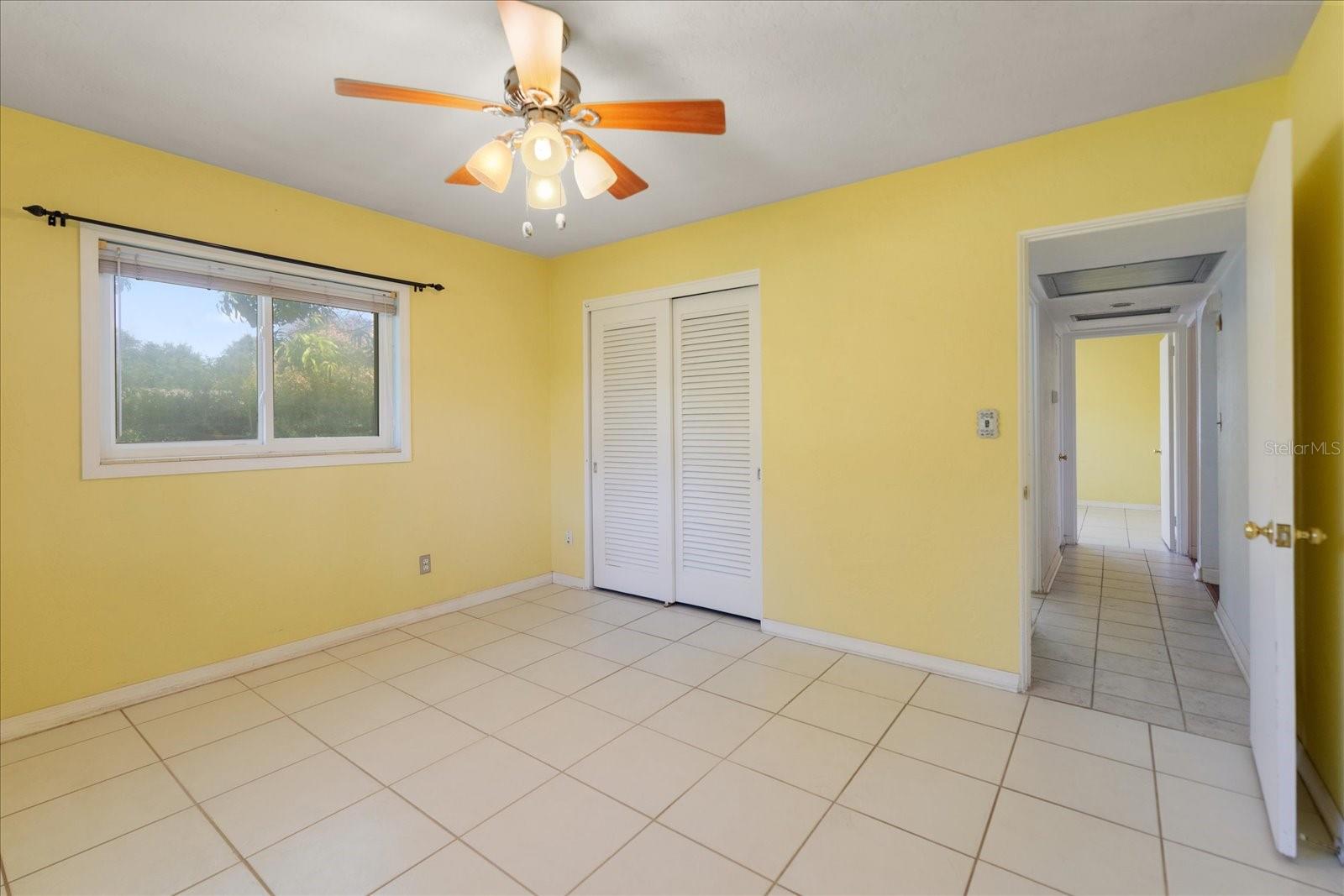 Image 18 of 31 For 655 42nd Avenue N