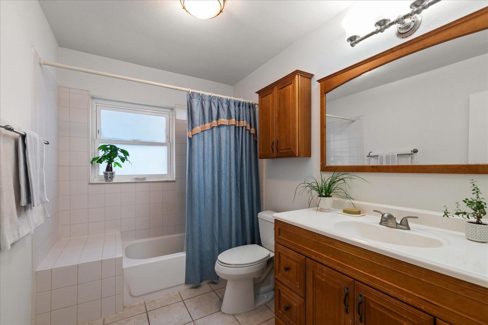 Image 19 of 31 For 655 42nd Avenue N