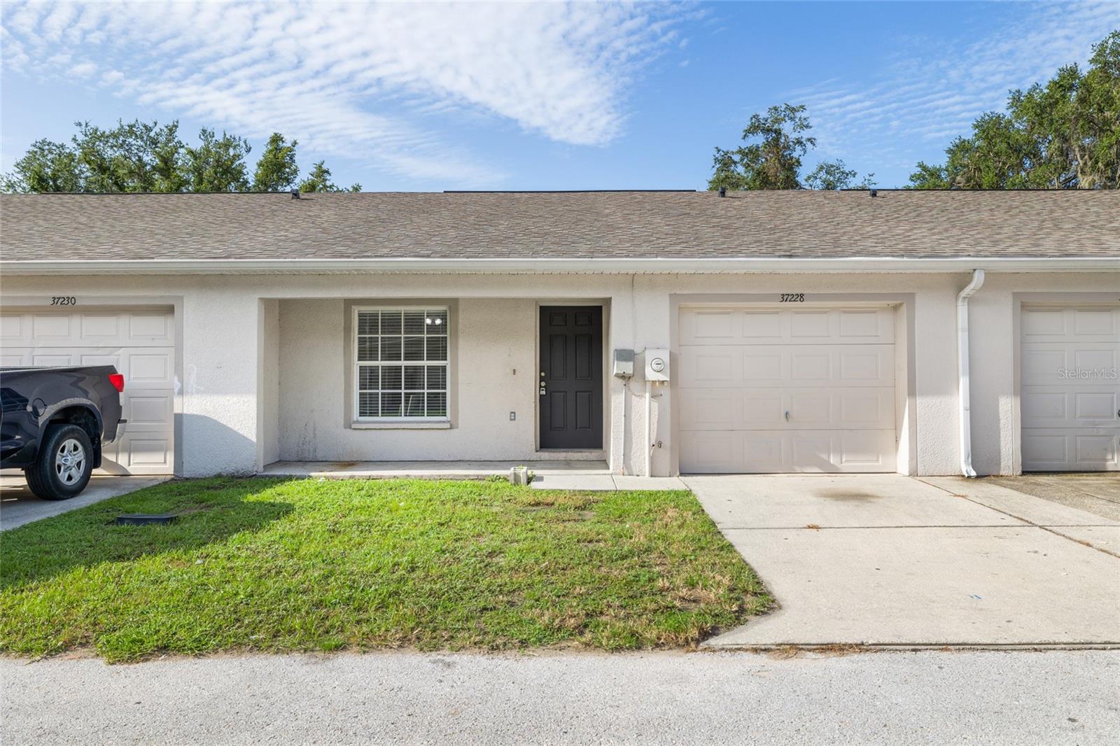 Listing photo id 0 for 37228 Grassy Hill Lane
