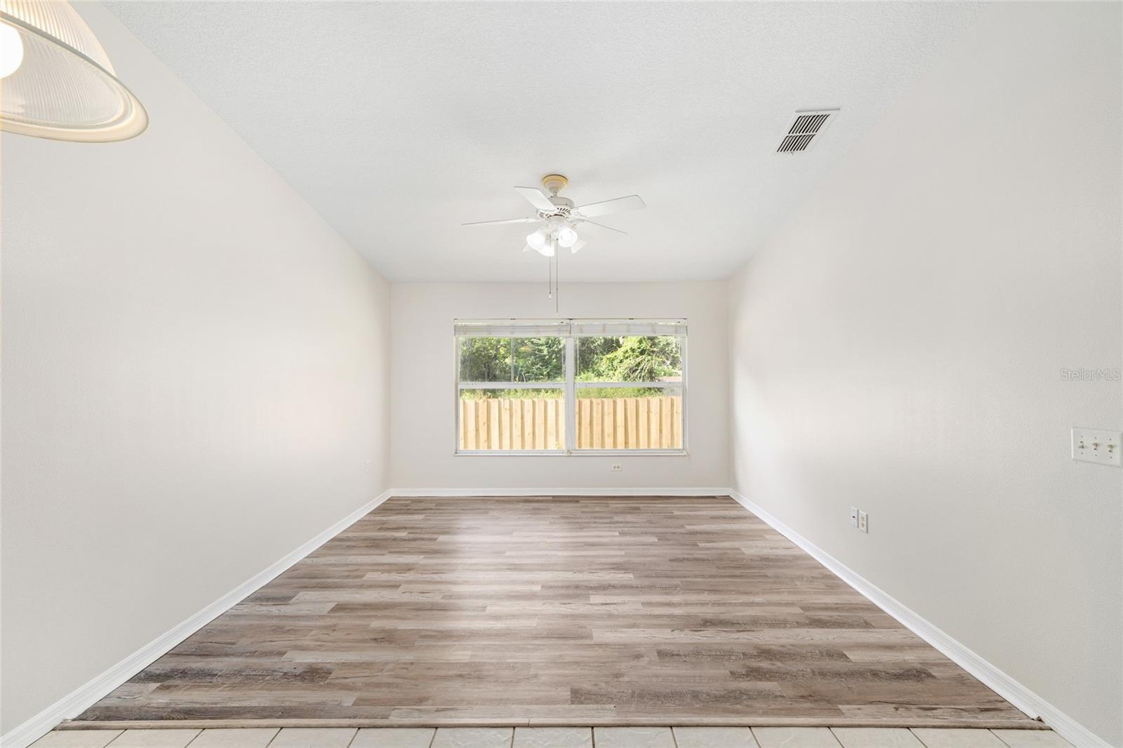 Listing photo id 5 for 37228 Grassy Hill Lane