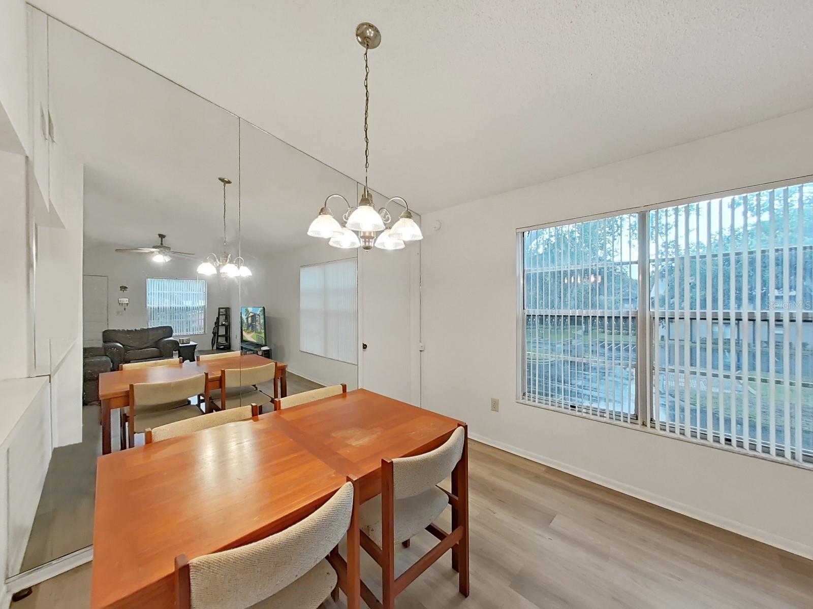 Image 10 of 30 For 3964 Dream Oak Place 203