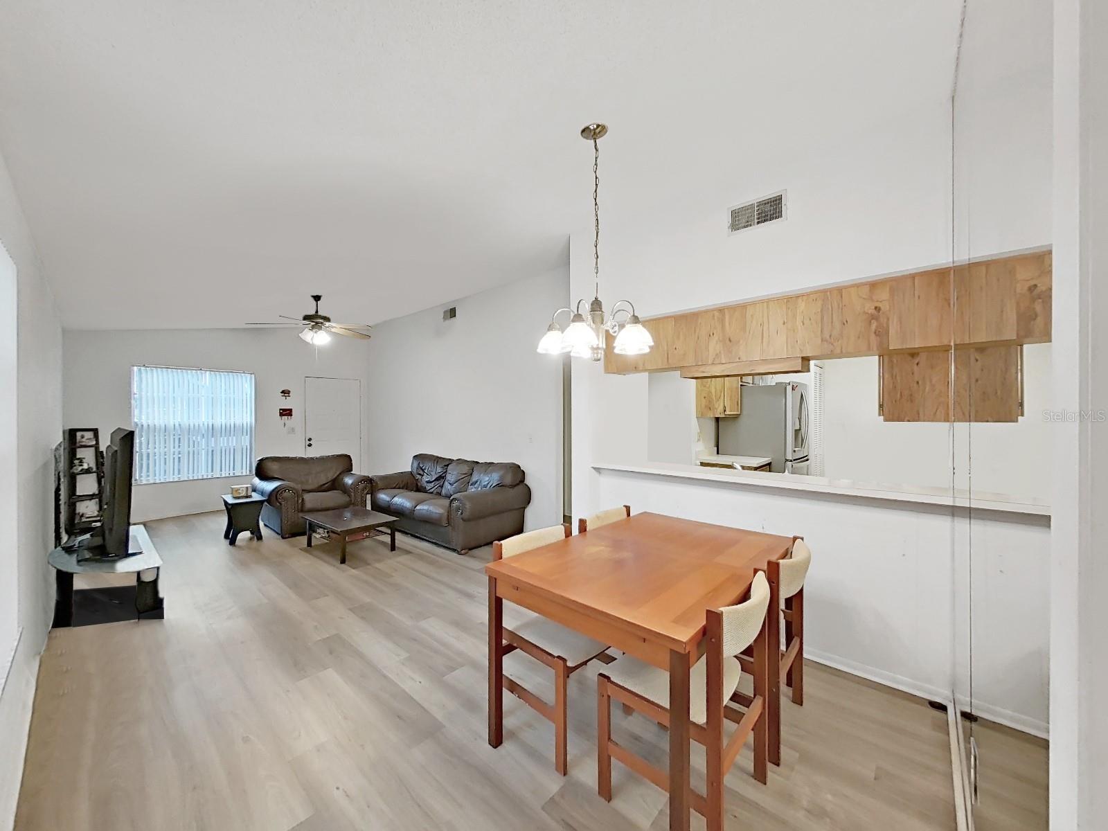 Image 13 of 30 For 3964 Dream Oak Place 203
