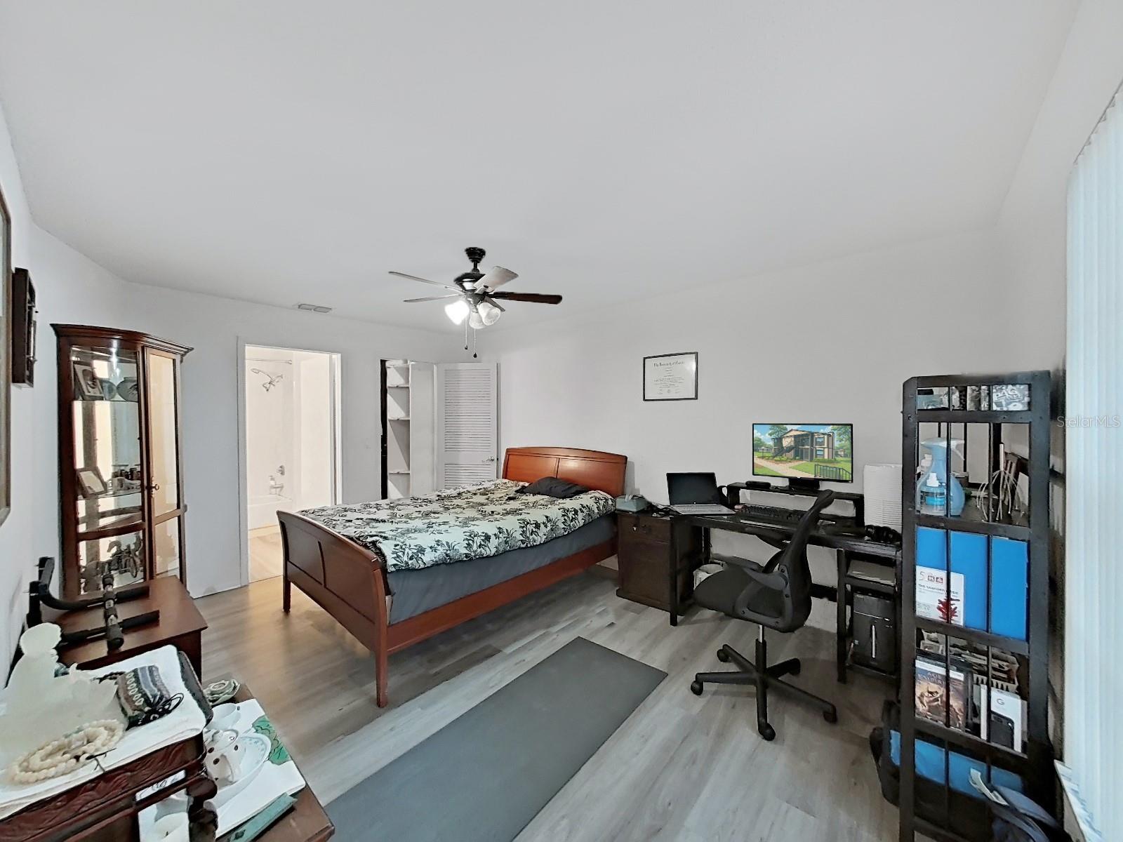 Image 14 of 30 For 3964 Dream Oak Place 203