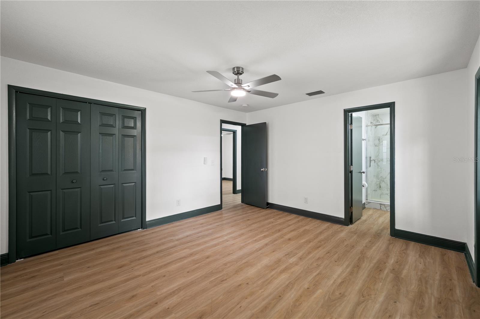 Image 18 of 53 For 1002 Friendship Lane