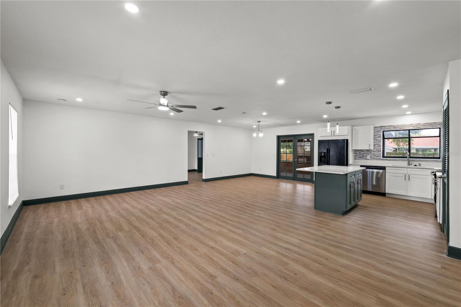 Image 3 of 53 For 1002 Friendship Lane