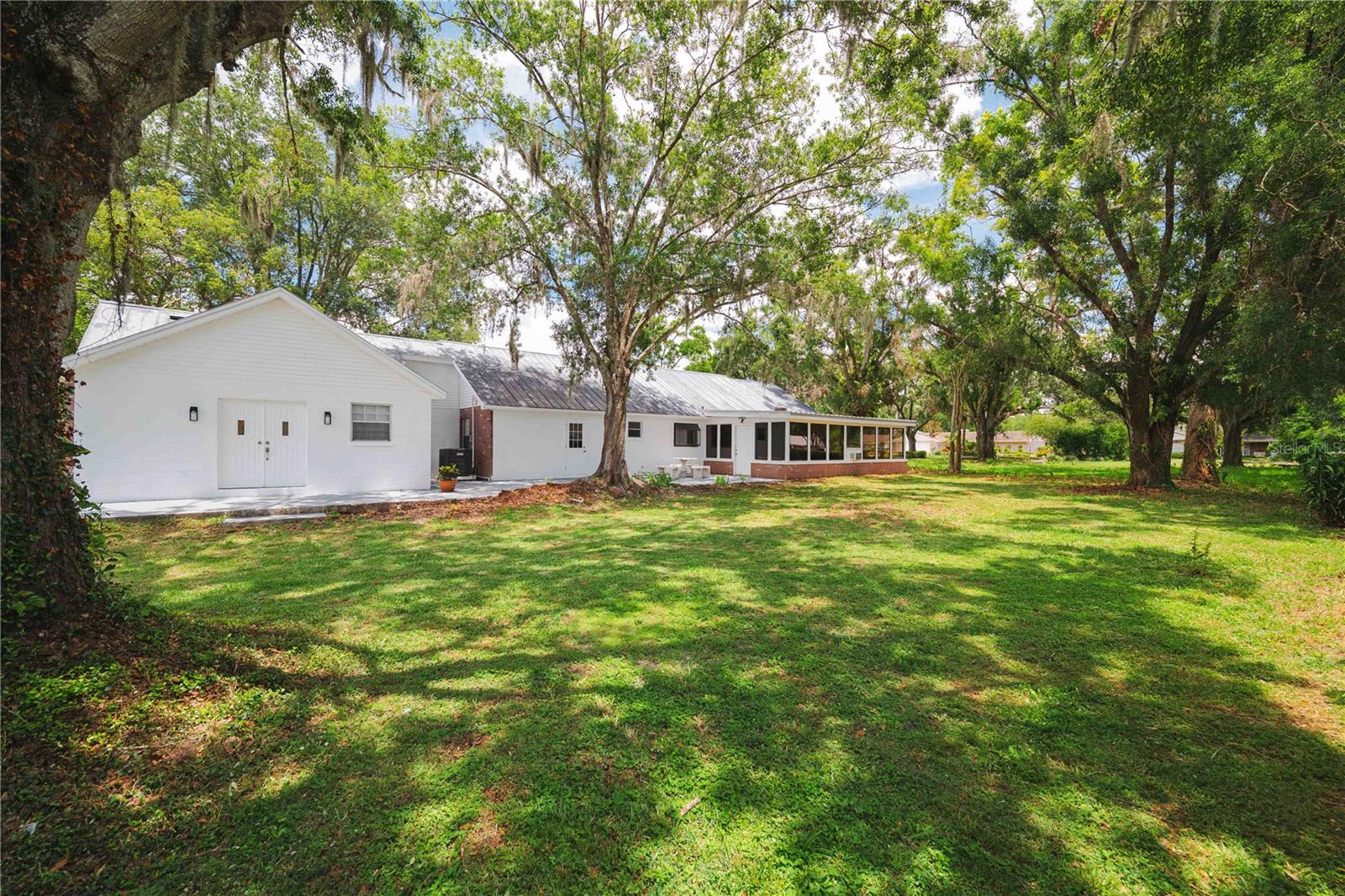 Image 34 of 53 For 1002 Friendship Lane