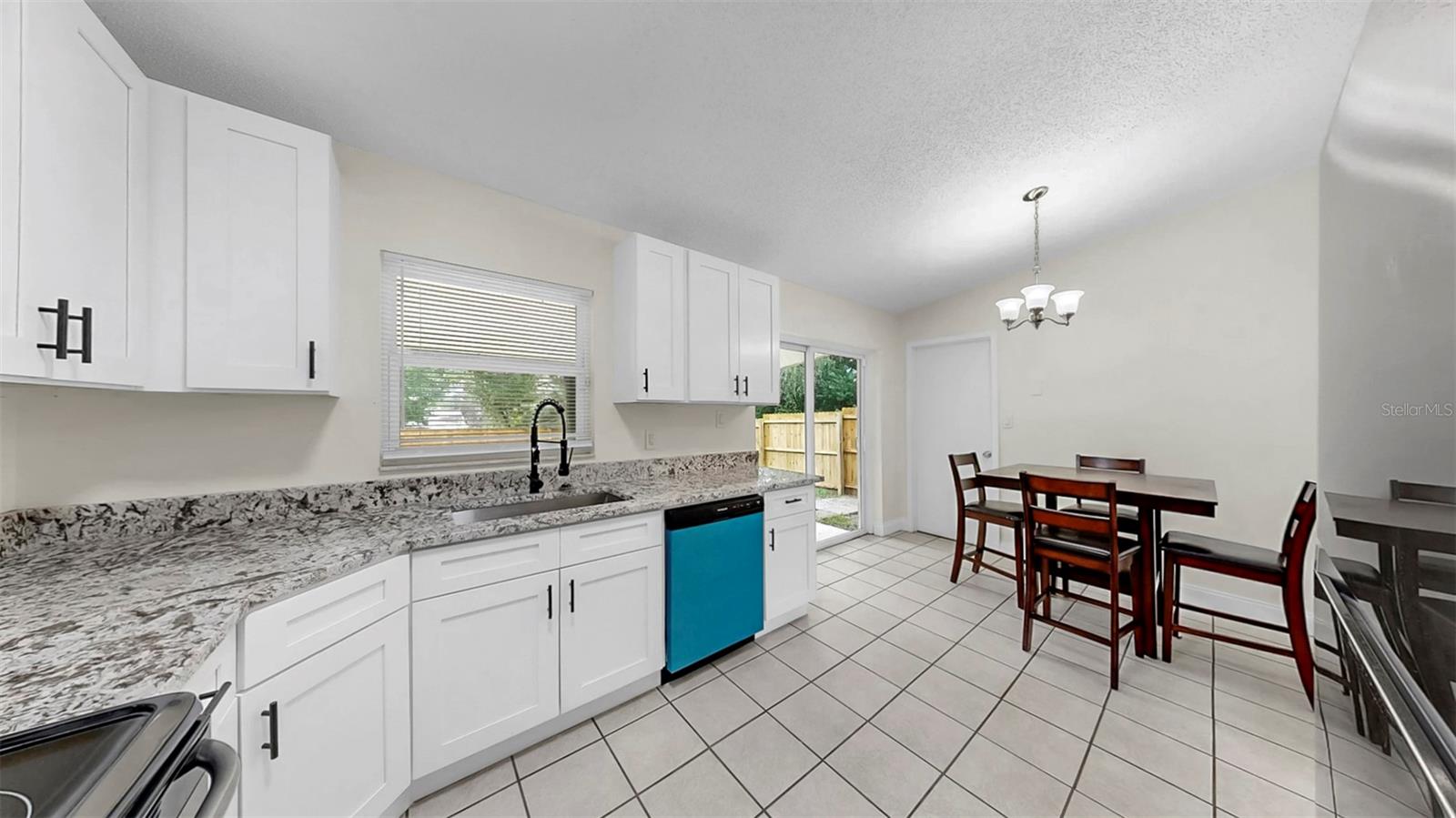 Image 12 of 64 For 9650 Starline Drive