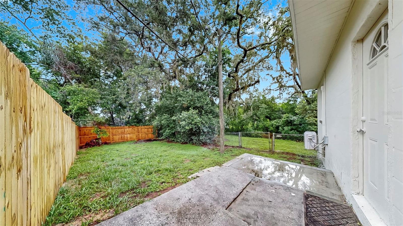Image 33 of 64 For 9650 Starline Drive