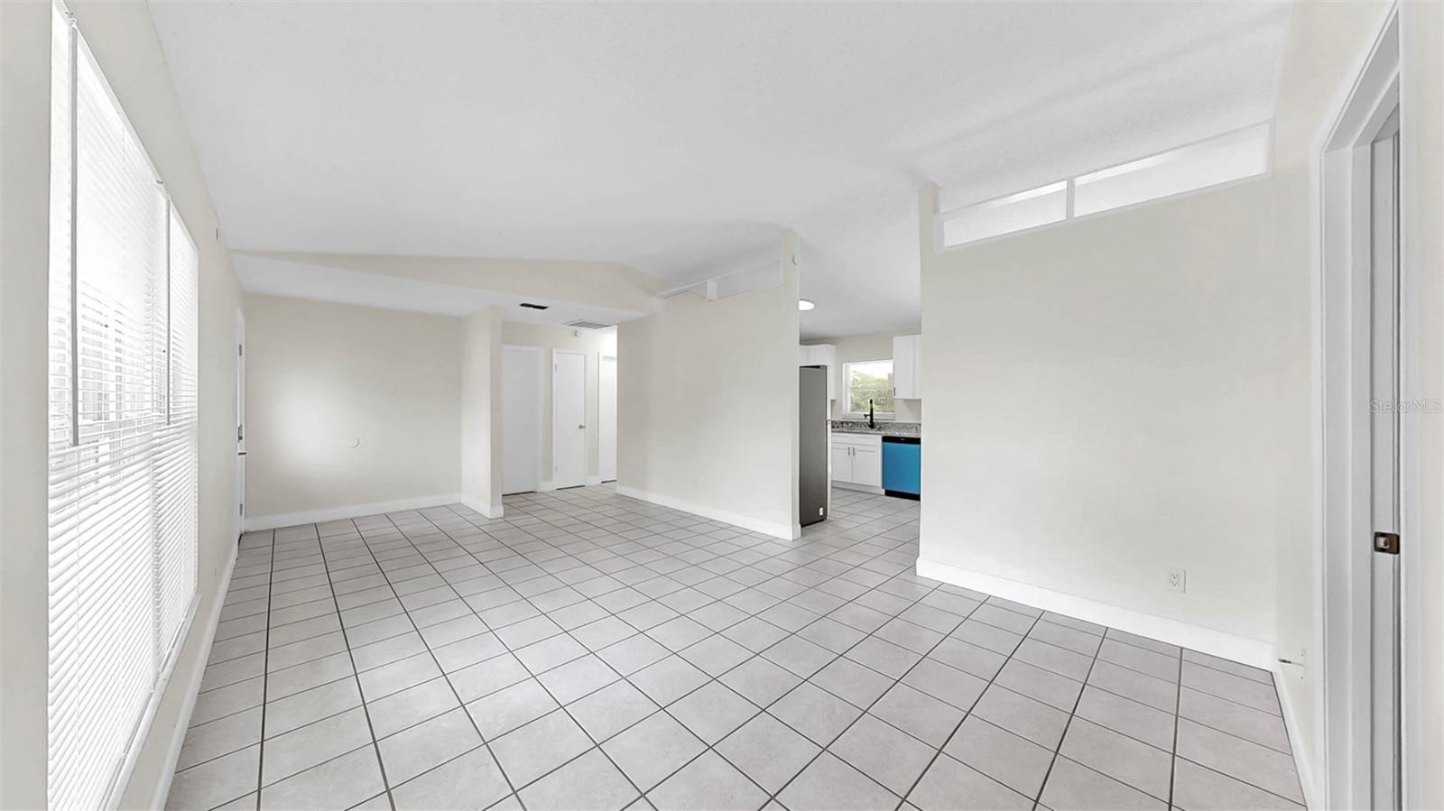 Image 5 of 64 For 9650 Starline Drive