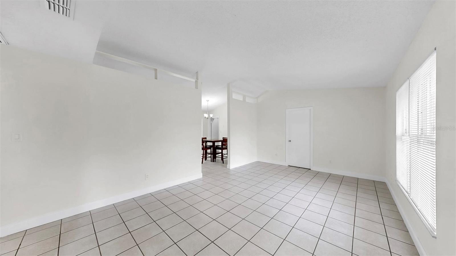 Image 6 of 64 For 9650 Starline Drive