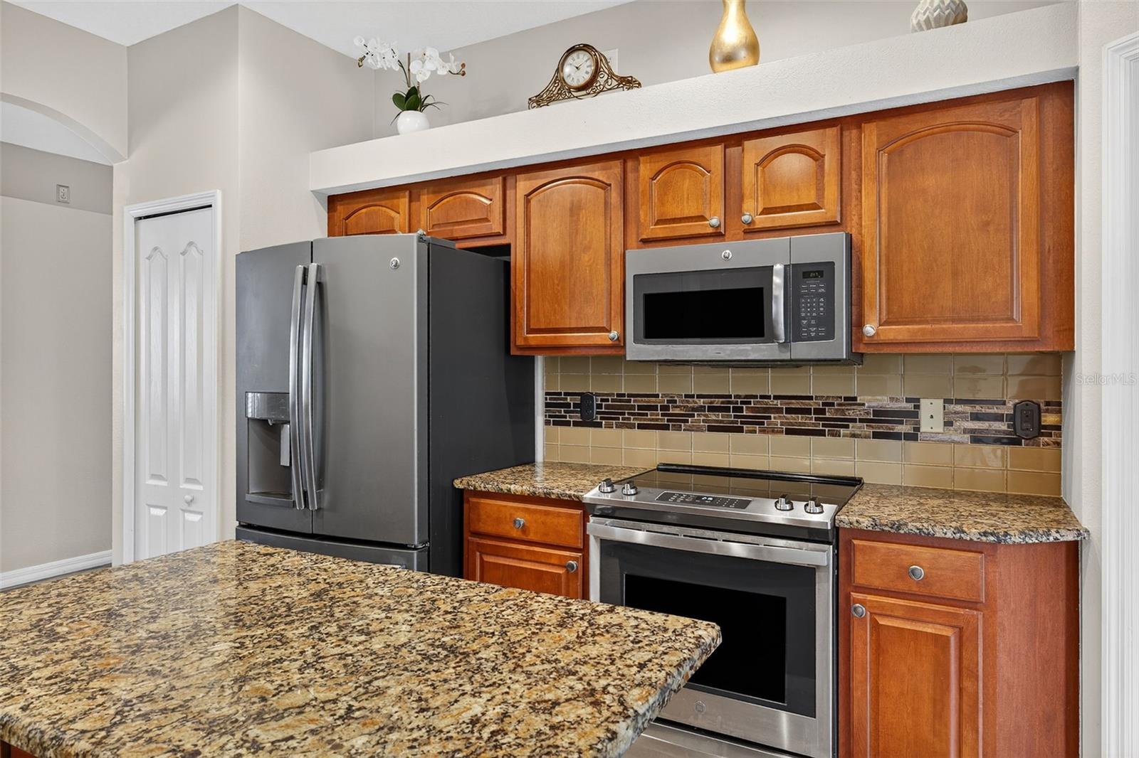 Image 14 of 58 For 1108 Jacob Way