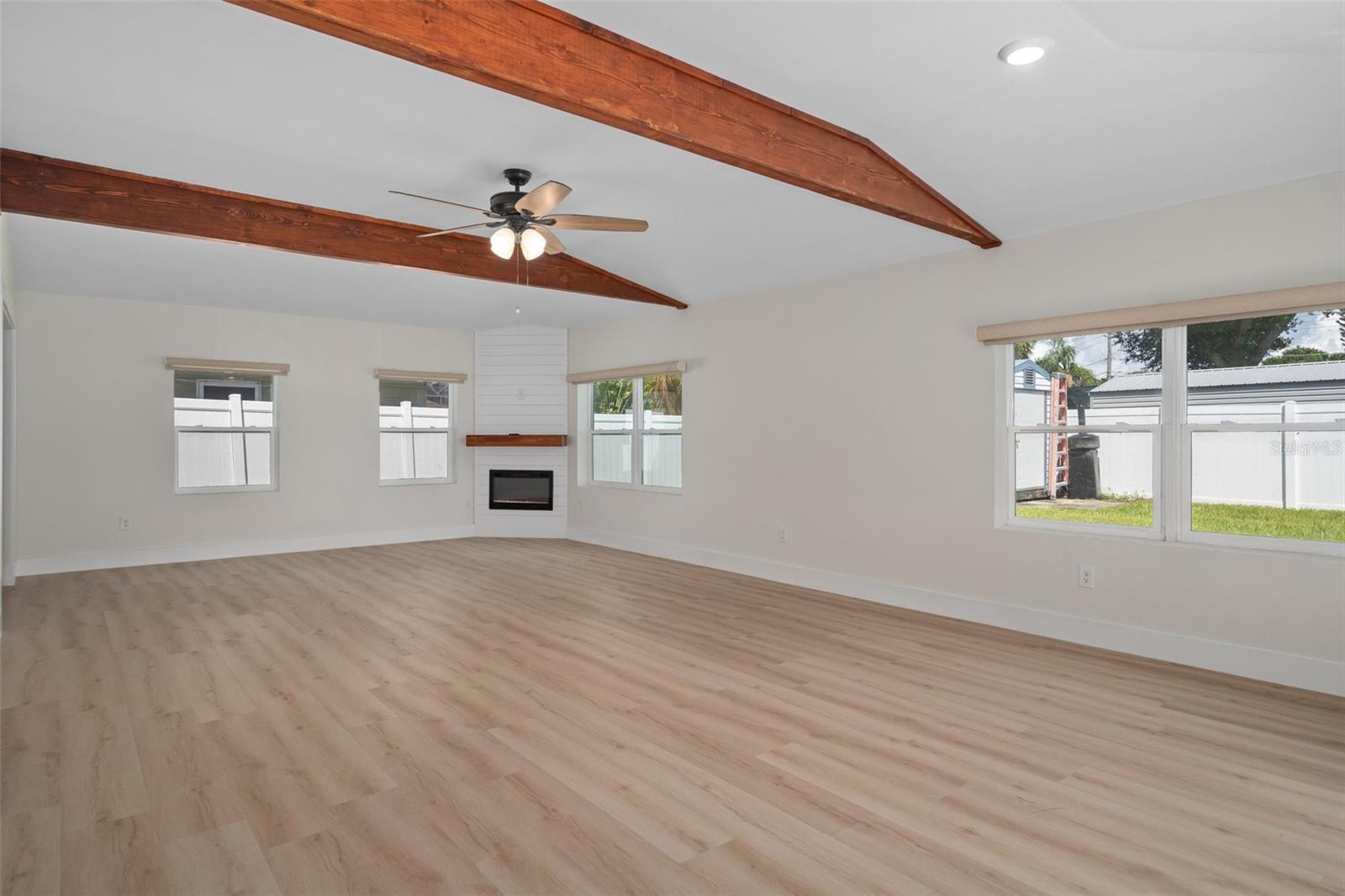 Image 14 of 51 For 8319 Millwood Drive
