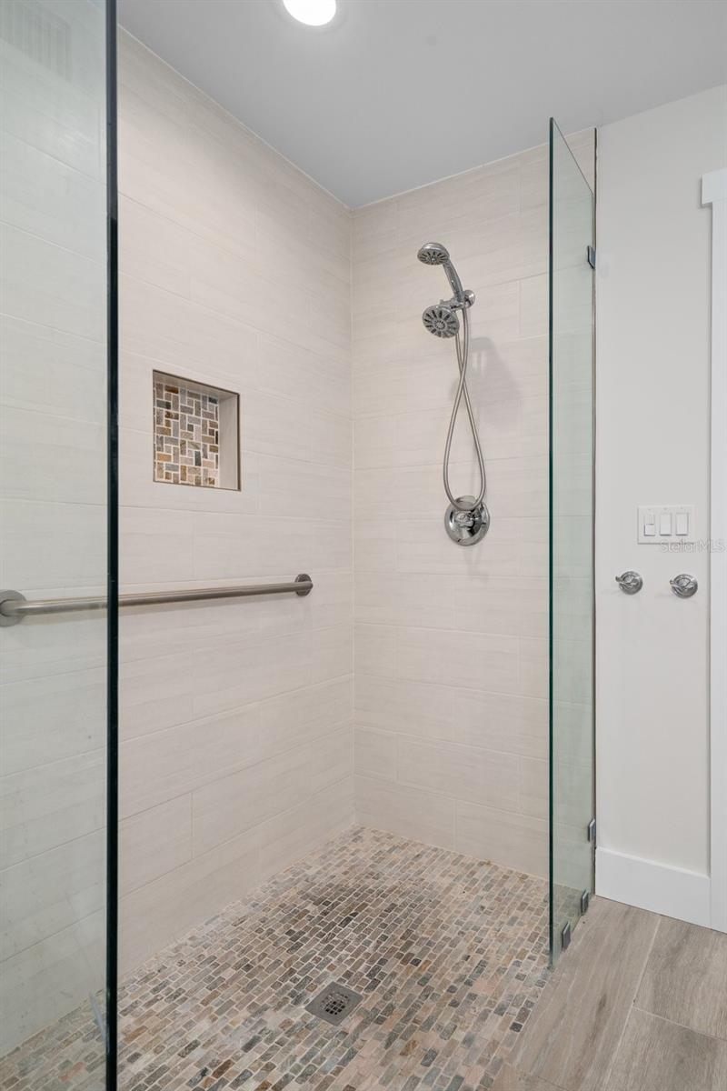 Image 24 of 51 For 8319 Millwood Drive
