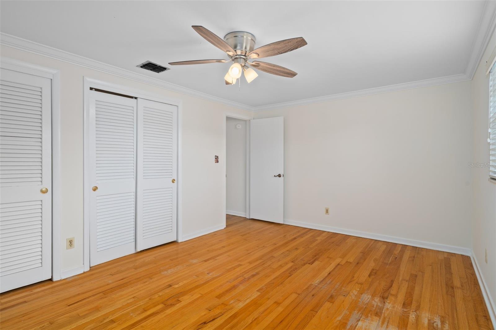 Image 33 of 51 For 8319 Millwood Drive