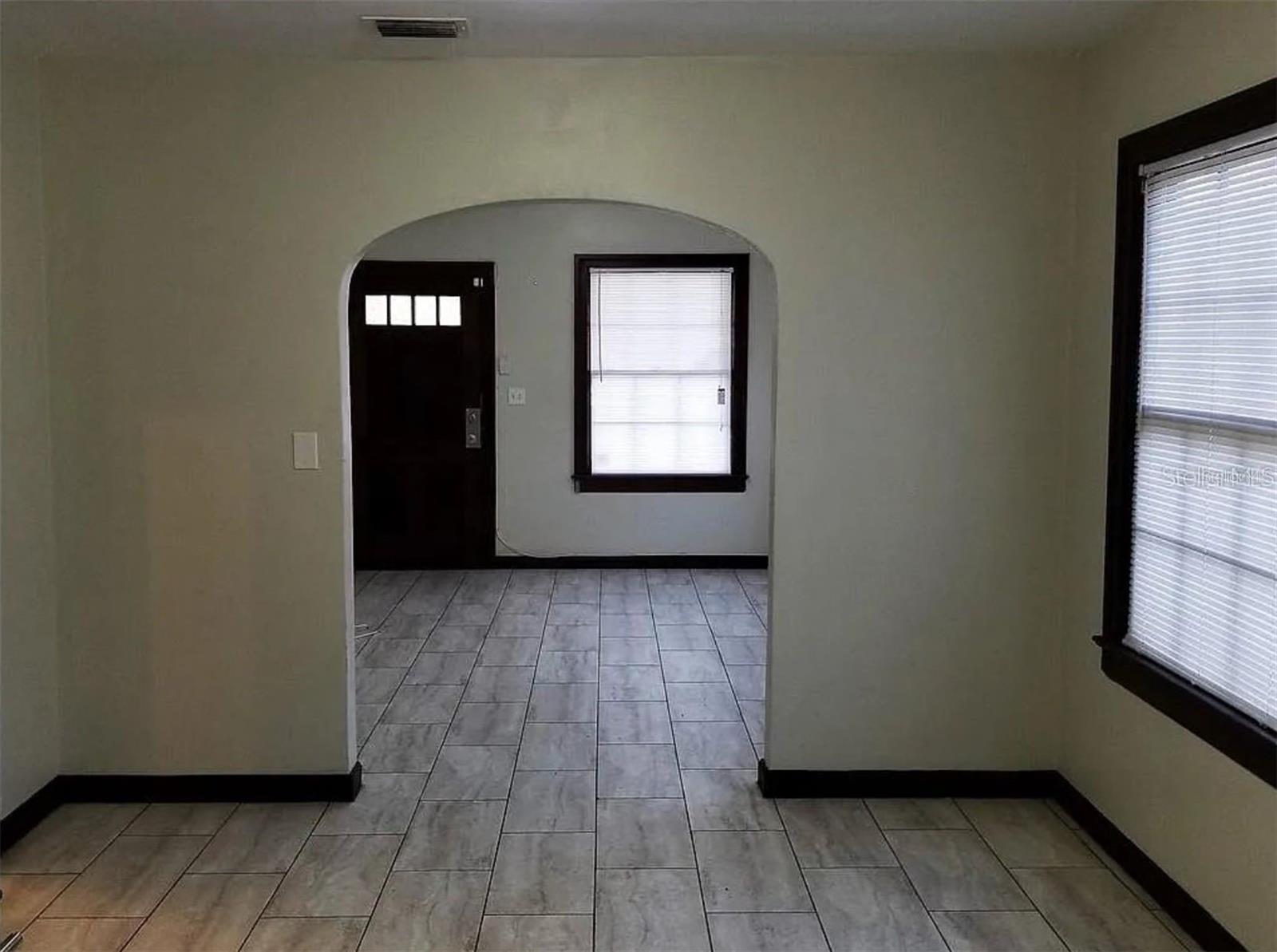Image 2 of 9 For 853 Melson Avenue