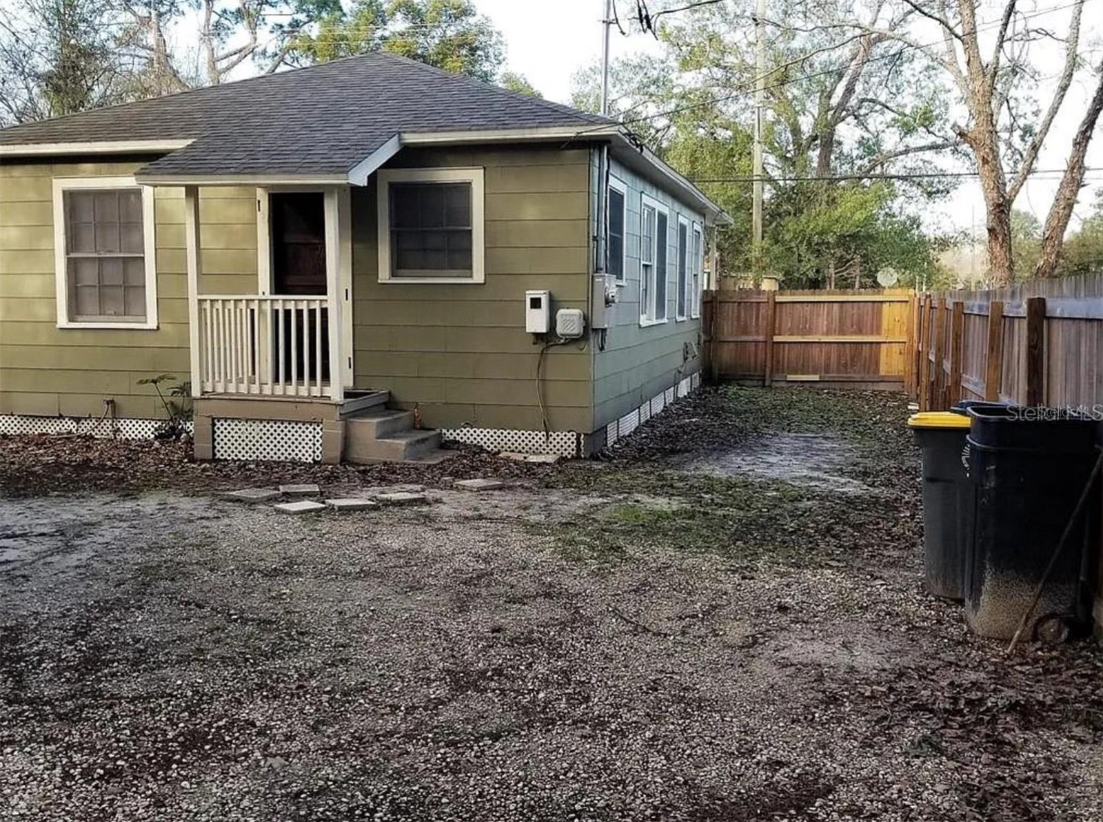Image 8 of 9 For 853 Melson Avenue
