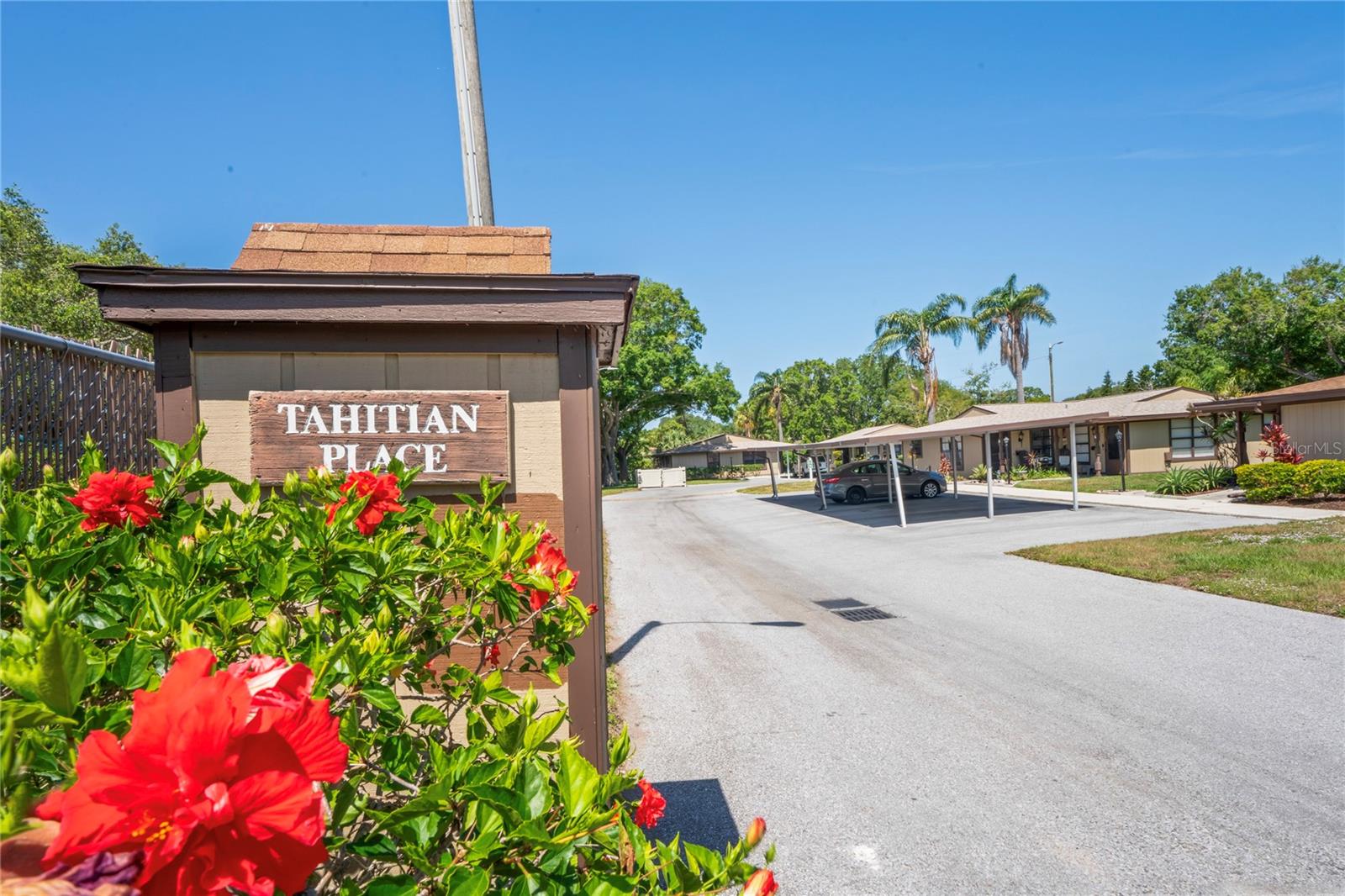 Image 3 of 20 For 1980 Tahitian Place 10
