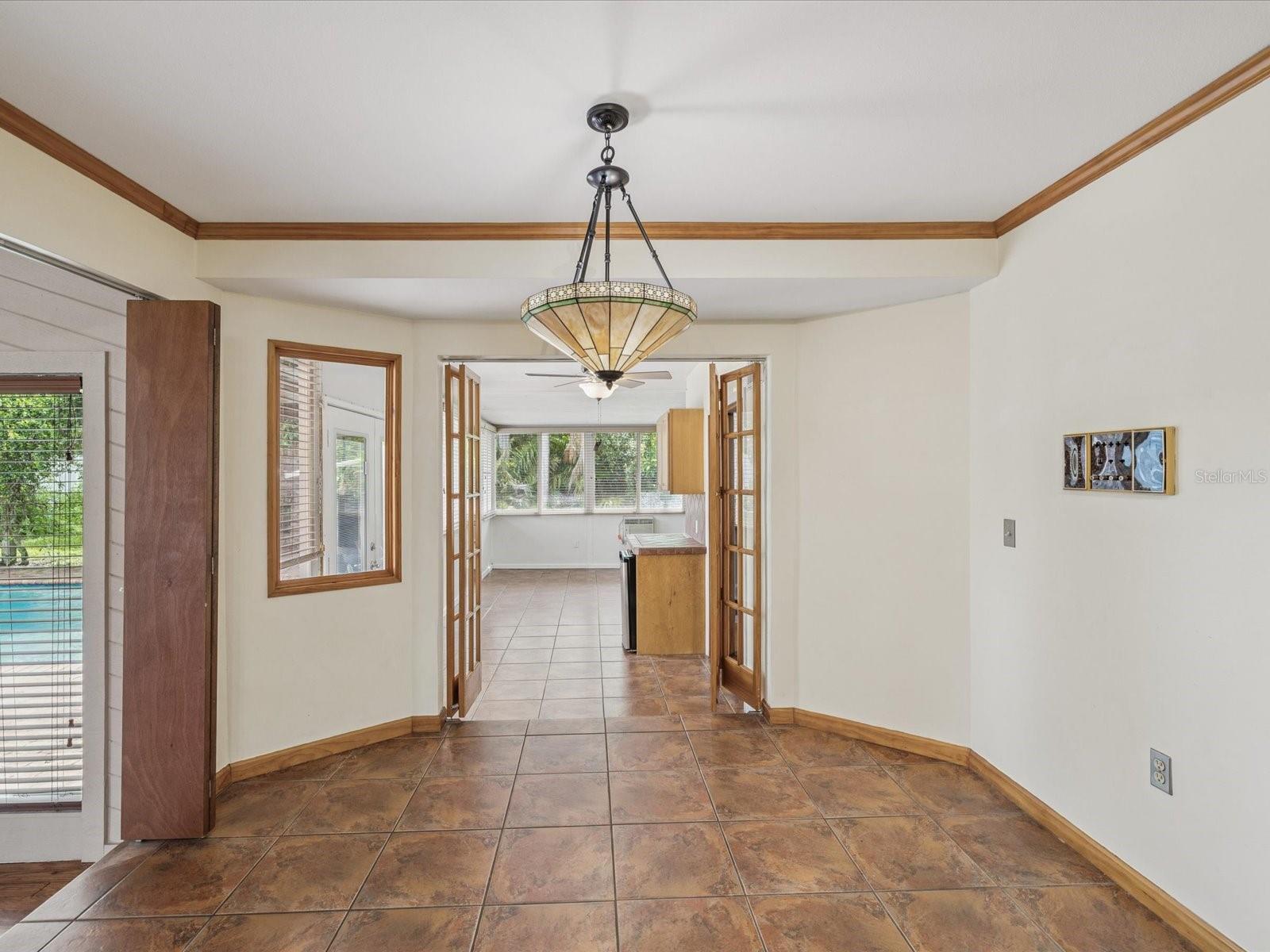 Image 17 of 42 For 5110 Lake Valencia Boulevard E