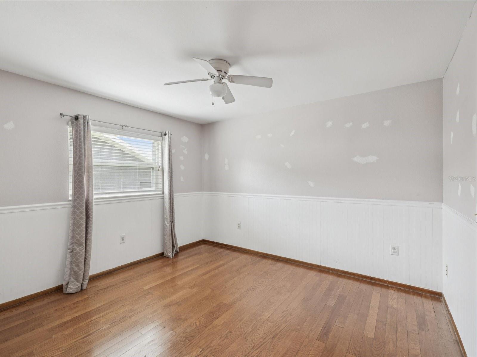 Image 22 of 42 For 5110 Lake Valencia Boulevard E