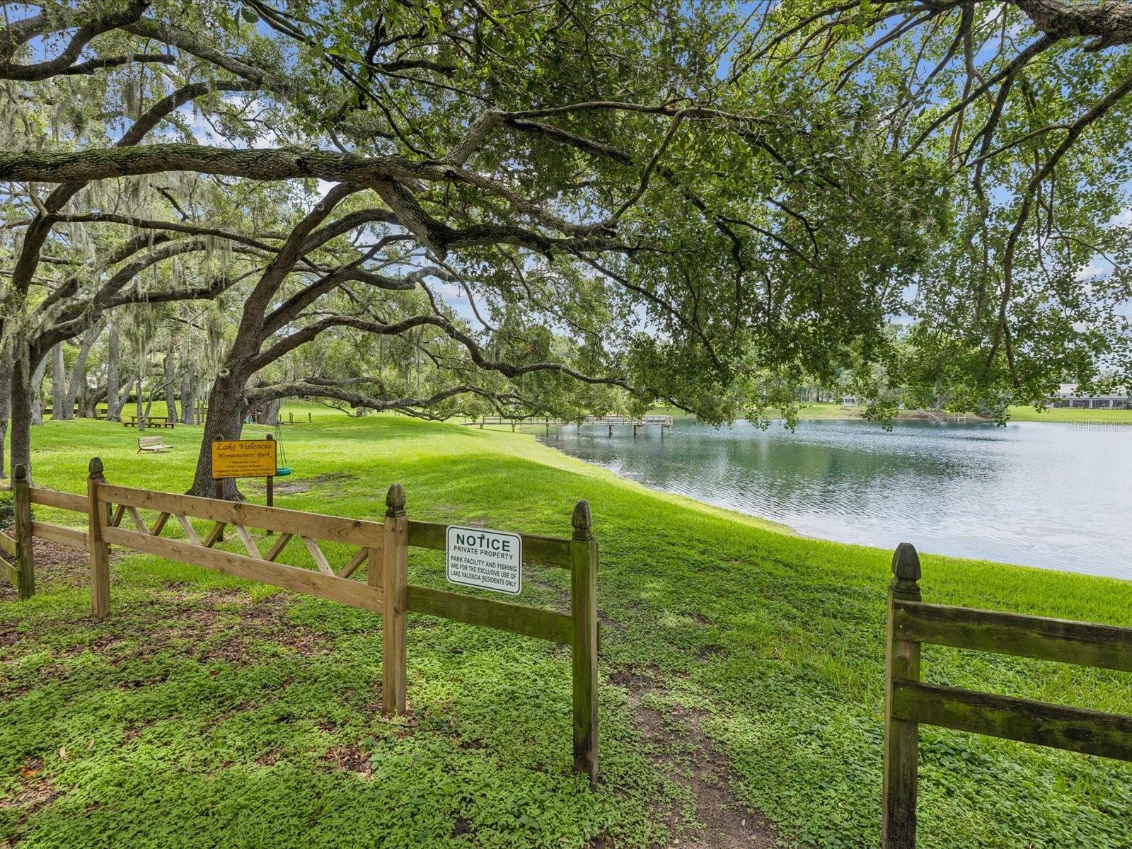 Image 34 of 42 For 5110 Lake Valencia Boulevard E