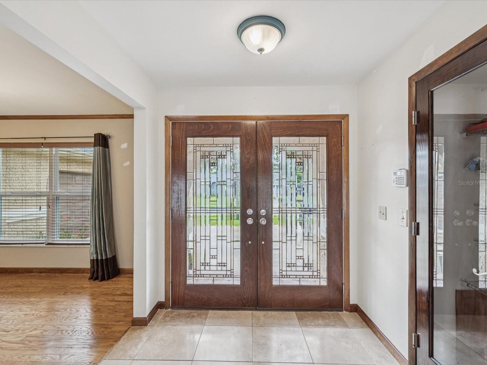 Image 8 of 42 For 5110 Lake Valencia Boulevard E
