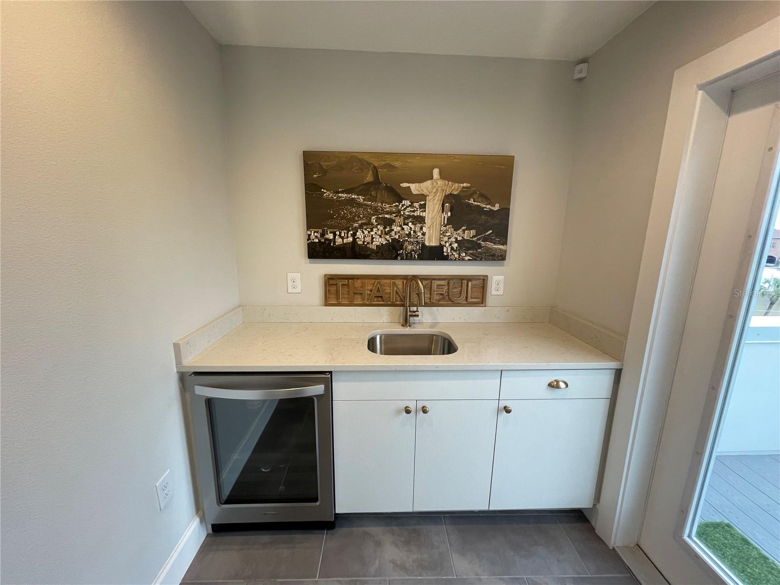 Image 12 of 39 For 1332 Gray Street 1