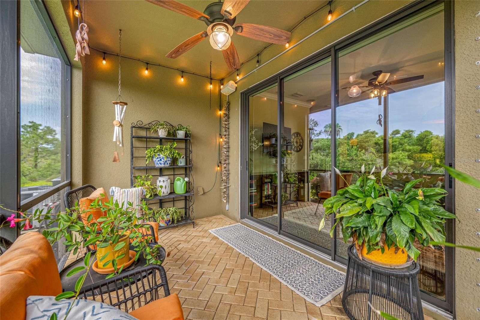 Image 16 of 100 For 7855 Tasso Court